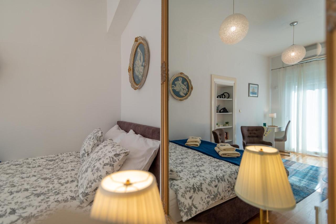 Apartment At Bacvice *